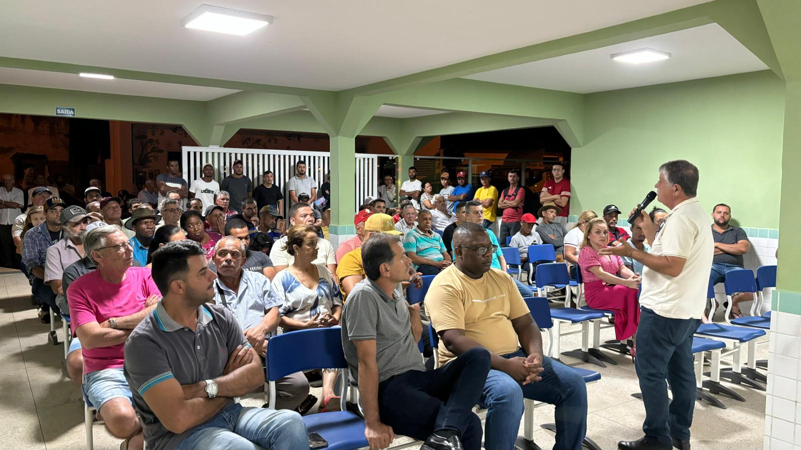 PREFEITURA DE CALÇADO JOGO DE ESTRÉIA DA ESCOLINHA DE FUTEBOL REVELAÇÃO  JOVEM - PREFEITURA DE CALÇADO